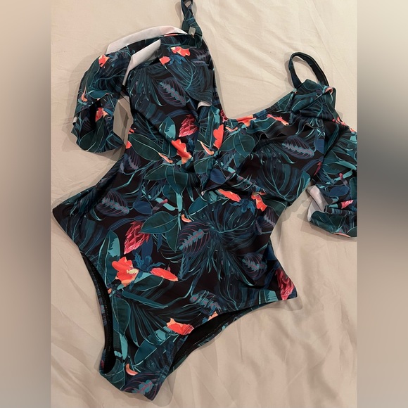 Nicole Miller one piece Swimsuit M - Picture 2 of 4